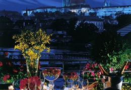 Four Seasons Hotels Prague terasa